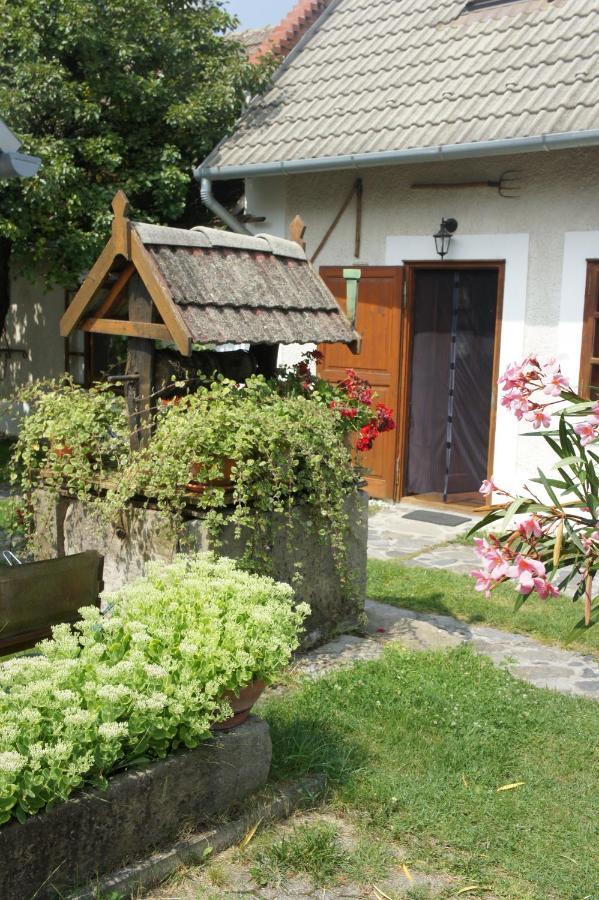 Kali Ko Apartman Сентбеккалла Экстерьер фото